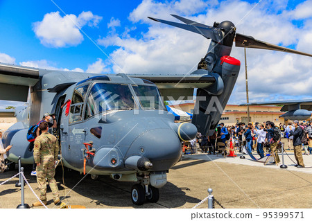 東京福生市橫田基地友誼節 美國空軍 CV-22 魚鷹 95399571