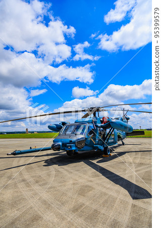 Tokyo Fussa City Yokota Air Base Friendship Festival Air Self-Defense Force UH-60J 95399579
