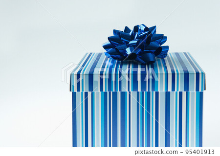 Blue gift box Blue gift box 95401913