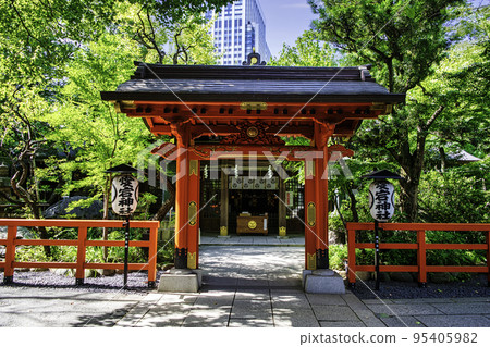 東京愛宕神社紅漆大門 95405982
