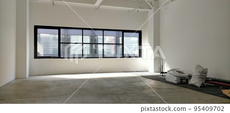 Skeleton Property Aerial Floor 95409702