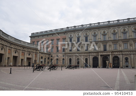 [Stockholm, Sweden] Royal Palace 95410453