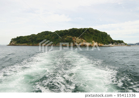 Yokosuka City Sarushima (uninhabited island) 95411336