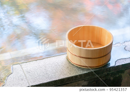 Hot spring Hot spring 95421357