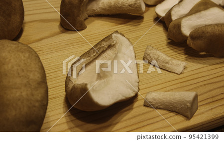 健康的綠色蔬菜 : 高麗菜 健康的綠色蔬菜 : 高麗菜 95421399