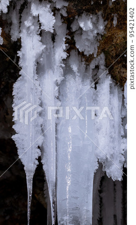 Icicles of Otaki Hyakujojiki Cave (Otaki Ward, Date City, Hokkaido) 95421402