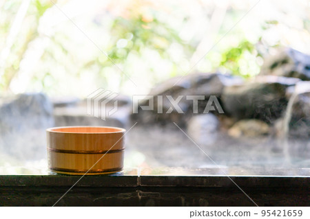 Hot spring Hot spring 95421659