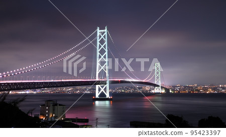 Akashi Kaikyo Bridge 95423397