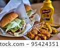 Hamburger junk food 95424351