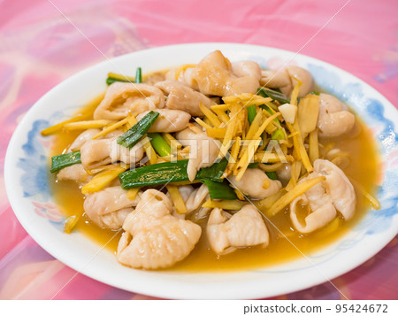 台灣傳統客家美食 - 薑絲炒大腸 95424672