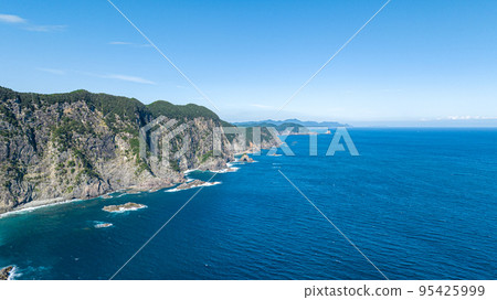 [Drone aerial photography] Senba Cliff 95425999