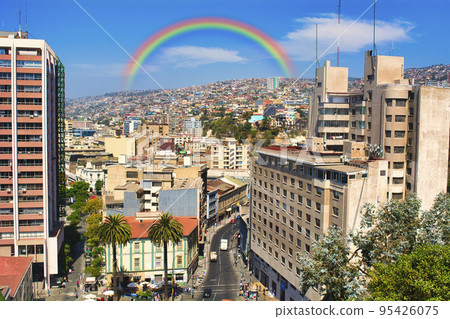 智利首都聖地亞哥周圍的美麗風景 95426075