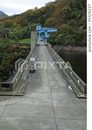 Looking at the top of Tagokura Dam from Lake View, Tadami Town, Fukushima Prefecture 95426237
