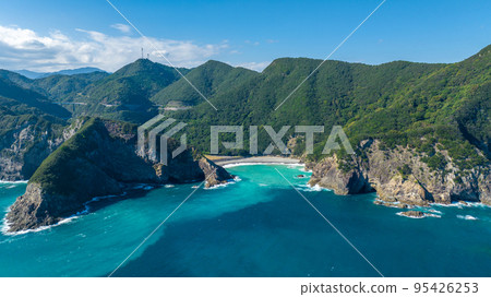 [Drone aerial photography] Senba Cliff Sotomuinohama 95426253