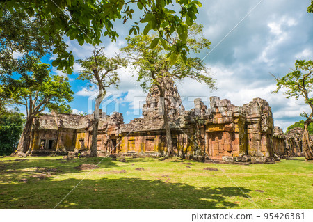 Landscape of Phanom Rung Historical Park is a castle built in the ancient Khmer period located in Buriram Province, Thailand. 95426381