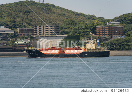 這張照片是在關門海峽大橋附近拍攝的。 這張照片是在關門海峽大橋附近拍攝的。 95426483