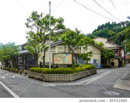 Kinosaki Literature Museum in Kinosaki Onsen (Toyooka City, Hyogo Prefecture) 95431089