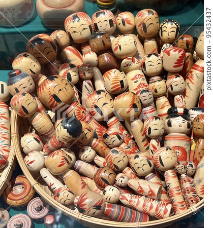 Miyagi Zao Kokeshi Museum, which has the largest number of exhibits in Japan, is a masterpiece 95432437