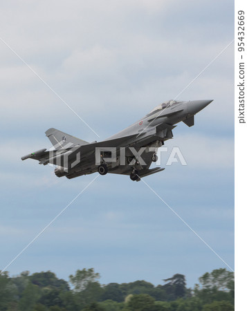 Italian Air Force Eurofighter EF-2000 takeoff 95432669