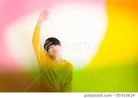 Colorful portrait of a fashionable man 95433614