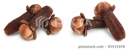 Dry spice cloves isolated on white background and full depth of field. 95435976