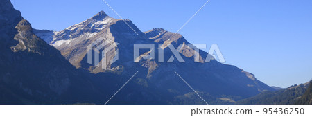 Mount Oldehore and Coll Du Pillon mountain pass. 95436250