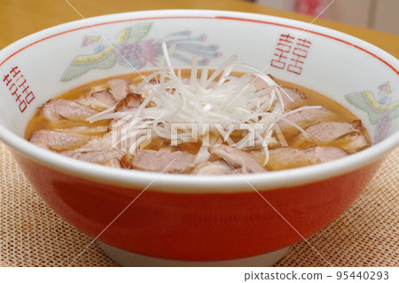 Char siu noodles made with homemade char siu Char siu noodles made with homemade char siu 95440293