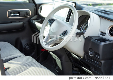 輕型汽車的駕駛座 輕型汽車的駕駛座 95441865