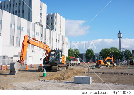 Construction site shovel car 95443080