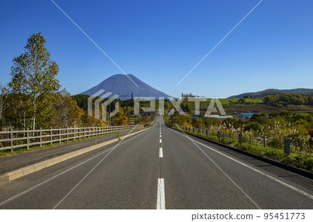 Road leading to Mt. Yotei 95451773