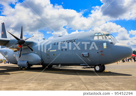 東京福生市橫田基地友誼節 美國空軍 C-130 大力神 95452294