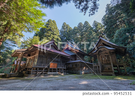 鳥取縣日野郡日南町東樂福神社本館宮內 95452531