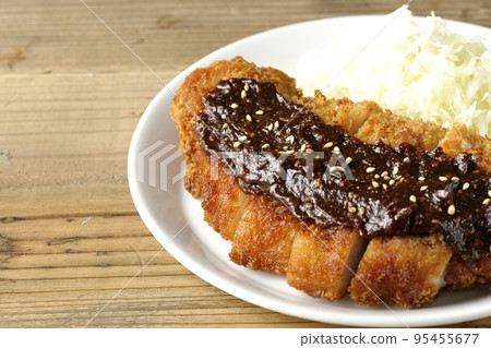 Shredded pork cutlet and cabbage with miso-based sauce Shredded pork cutlet and cabbage with miso-based sauce 95455677