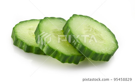 fresh raw cucumber slices 95458829