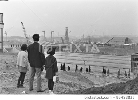 <Osaka Prefecture> Osaka Expo, Expo site under construction viewed from observation corner <Osaka Prefecture> Osaka Expo, Expo site under construction viewed from observation corner 95458835