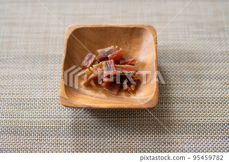 一口大小的鮭魚 一口大小的鮭魚 95459782