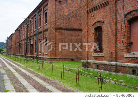 Red brick warehouses in Maizuru Red Brick Park (Maizuru City, Kyoto Prefecture) 95460802