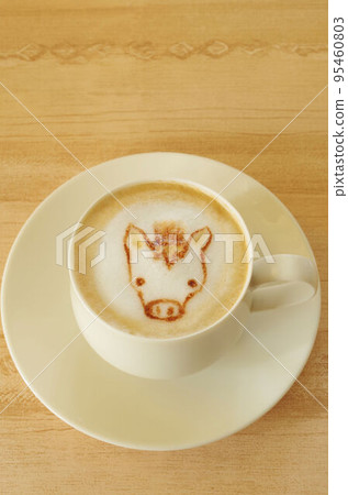 Horse latte art 95460803