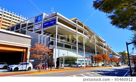 Tsukuba City Famous Architecture "Tsukuba South 3 Parking Lot" Designed by Toyo Ito 95460912