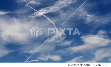 A little crazy sky 95461122