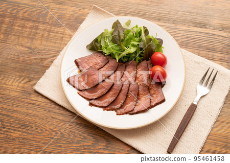 烤牛肉 烤牛肉 95461458