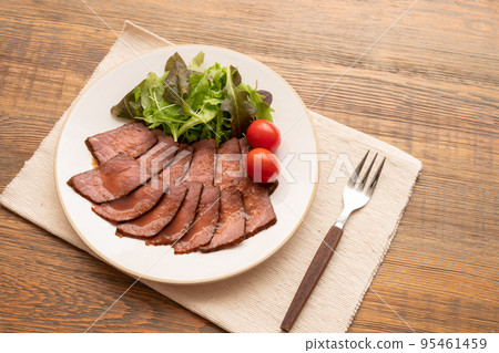 烤牛肉 烤牛肉 95461459
