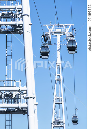 Urban circulation ropeway "Yokohama Air Cabin" [Yokohama City, Kanagawa Prefecture] 95464521