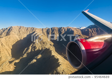 印度拉達克/拉達克喀喇崑崙山脈的鳥瞰圖 印度拉達克/拉達克喀喇崑崙山脈的鳥瞰圖 95464689