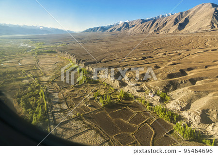 Aerial view of the Indus river basin in Ladakh / Ladakh, India 95464696