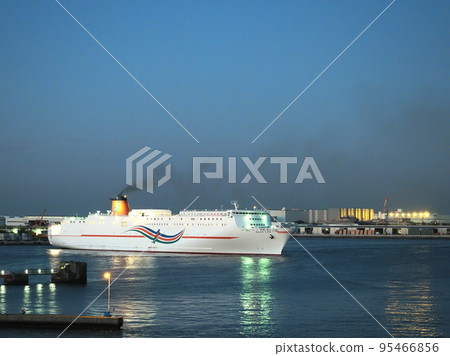 Orange Ferry Orange Ehime 抵達大阪 Orange Ferry Orange Ehime 抵達大阪 95466856