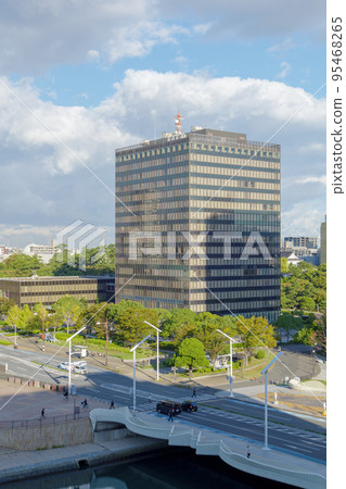 早晨村崎川和北九州市政廳 北九州市小倉 早晨村崎川和北九州市政廳 北九州市小倉 95468265