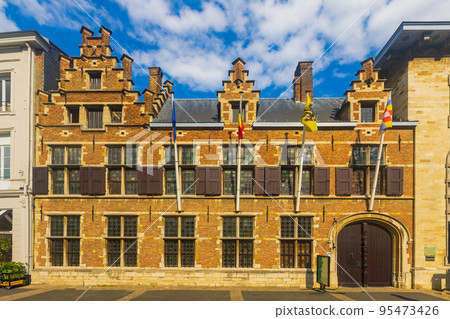 House of Peter Paul Rubens, the world famous Baroque painter from the 16th and 17th centuries, in Antwerp, Belgium 95473426