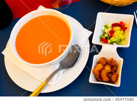 Cold soup gazpacho with croutons 95475590