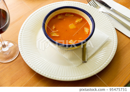 Broth Olla Morellana with beans and vegetables, Spanish cuisine 95475731